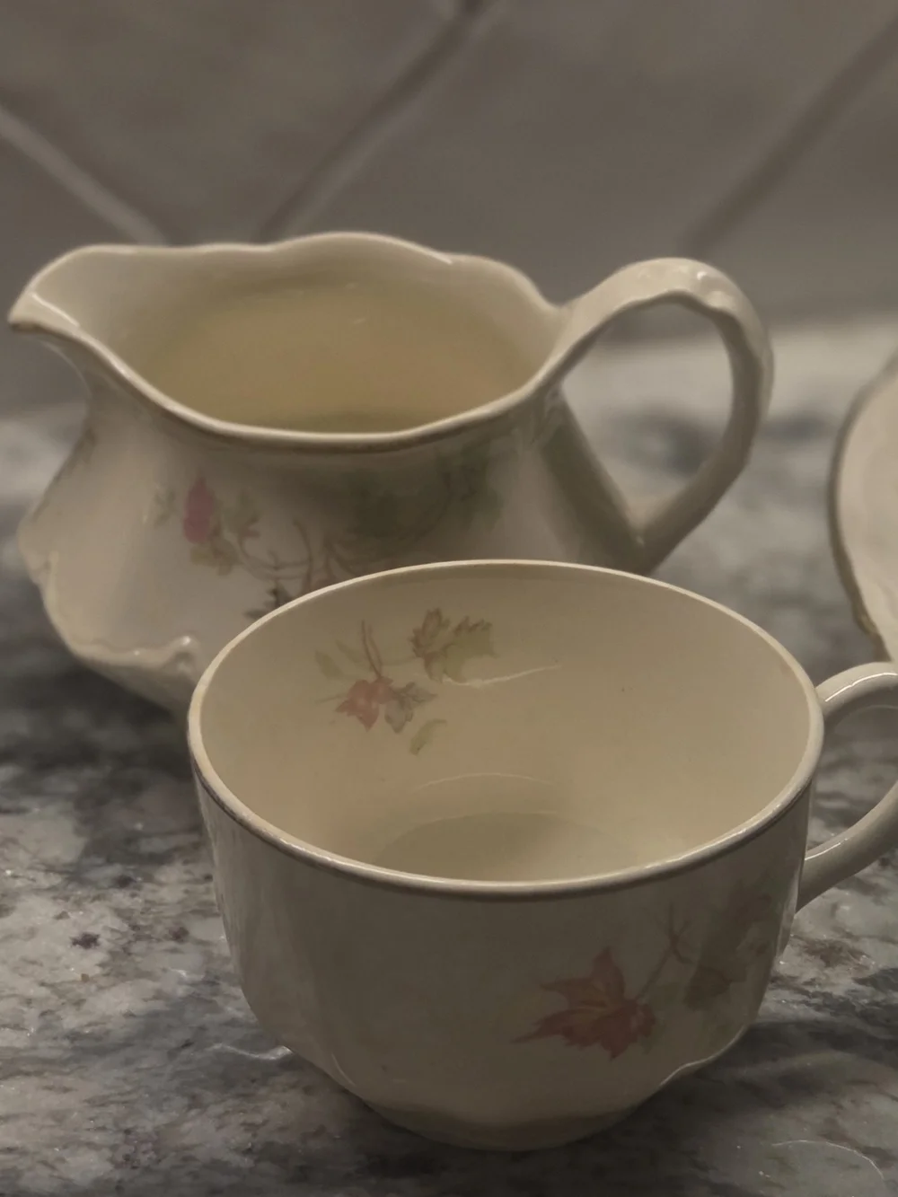 Vintage 1948 Homer Laughlin Maple Leaf China Dinnerware Tea Set 29 Pcs MINT